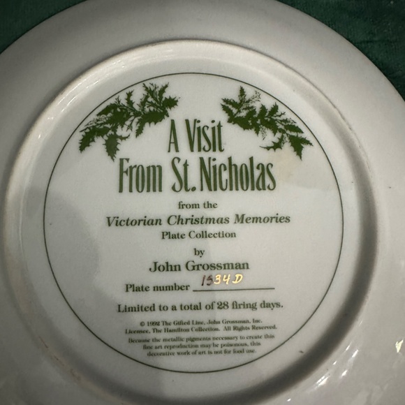 1992 Hamilton Collection, “ A Visit From St. Nicholas,”holiday plate - Picture 4 of 4
